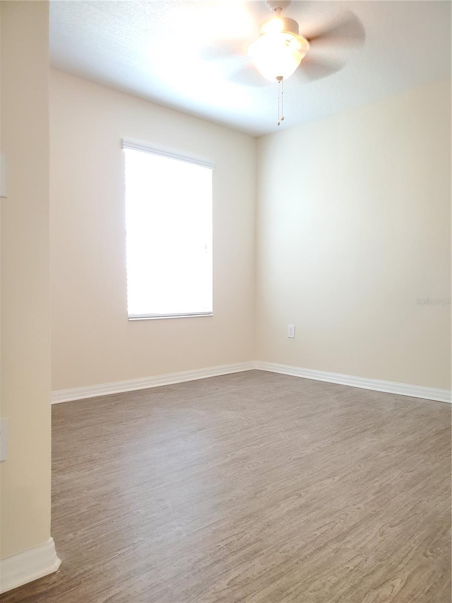 Image 16 of 20 For 14867 Driftwater Drive