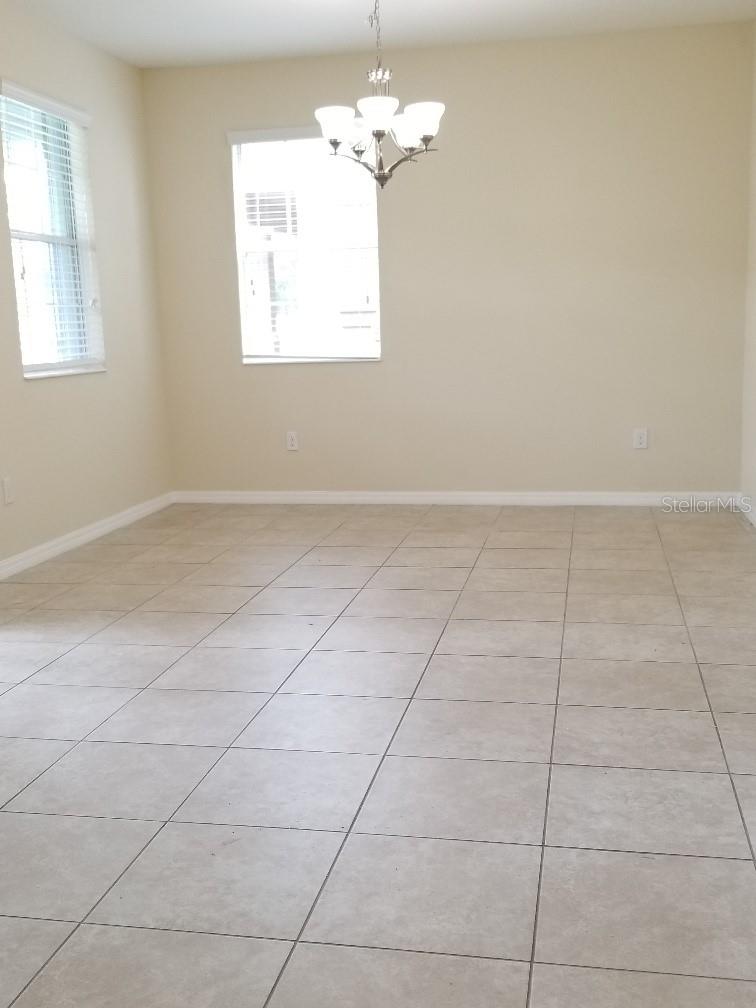 Image 6 of 20 For 14867 Driftwater Drive