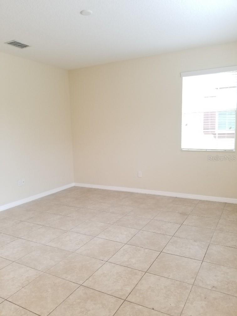 Image 9 of 20 For 14867 Driftwater Drive