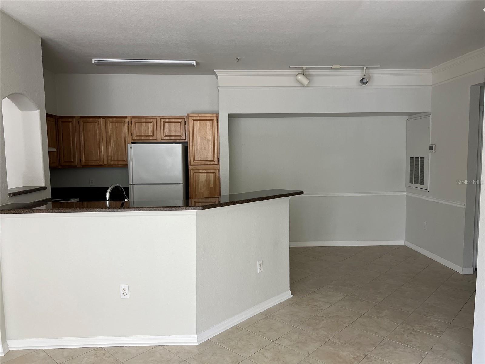 Image 4 of 20 For 3344 Corona Village Way 205