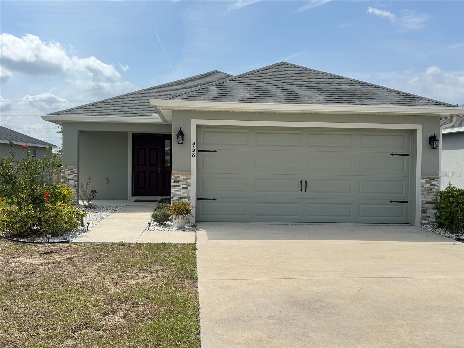 Image 2 of 28 For 453 Pentas Lane