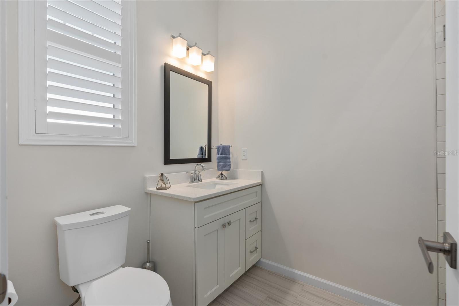 Image 14 of 23 For 129 Park Avenue