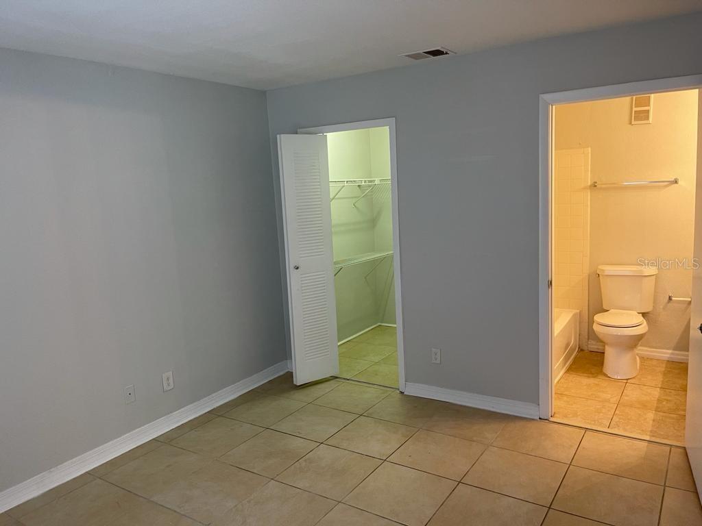 Image 12 of 22 For 4724 Walden Circle 1514