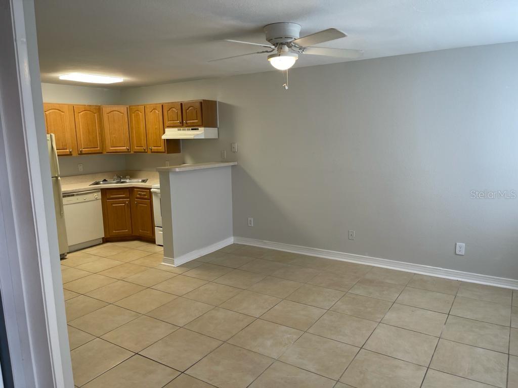 Image 7 of 22 For 4724 Walden Circle 1514