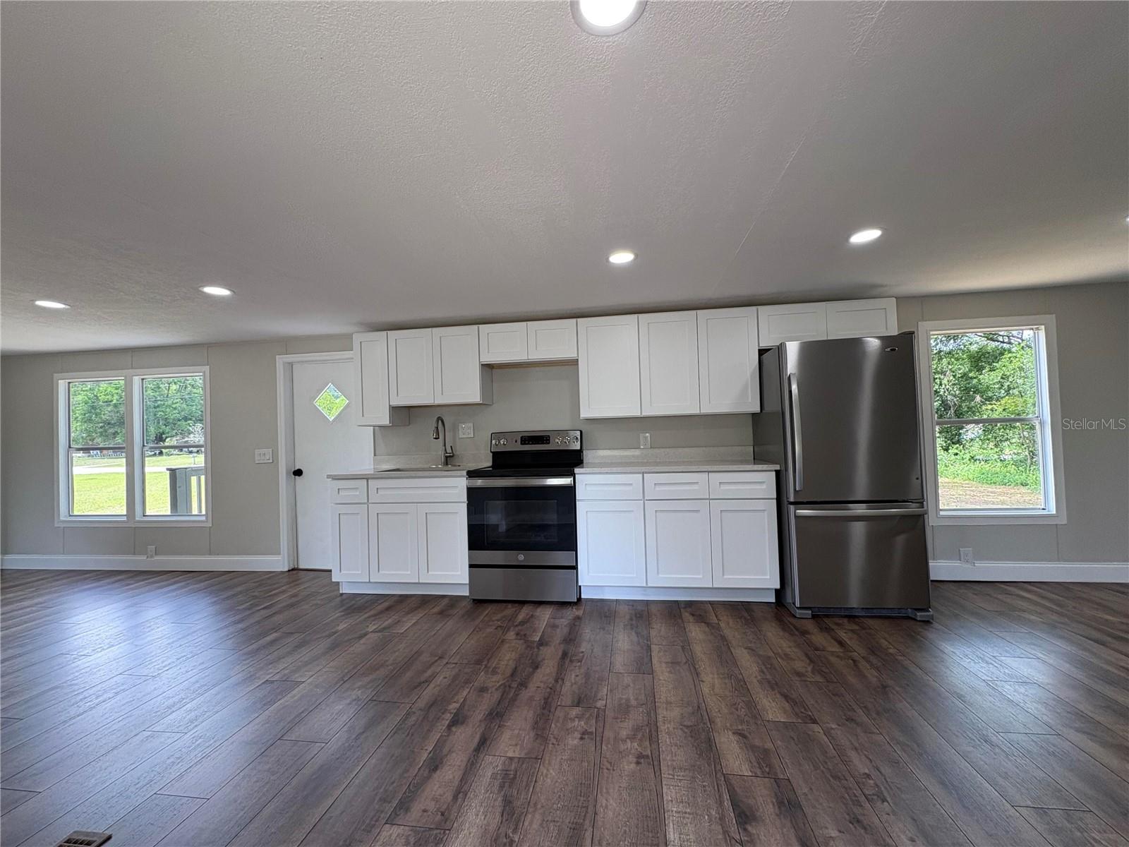 Image 6 of 10 For 7551 Gordon Loop