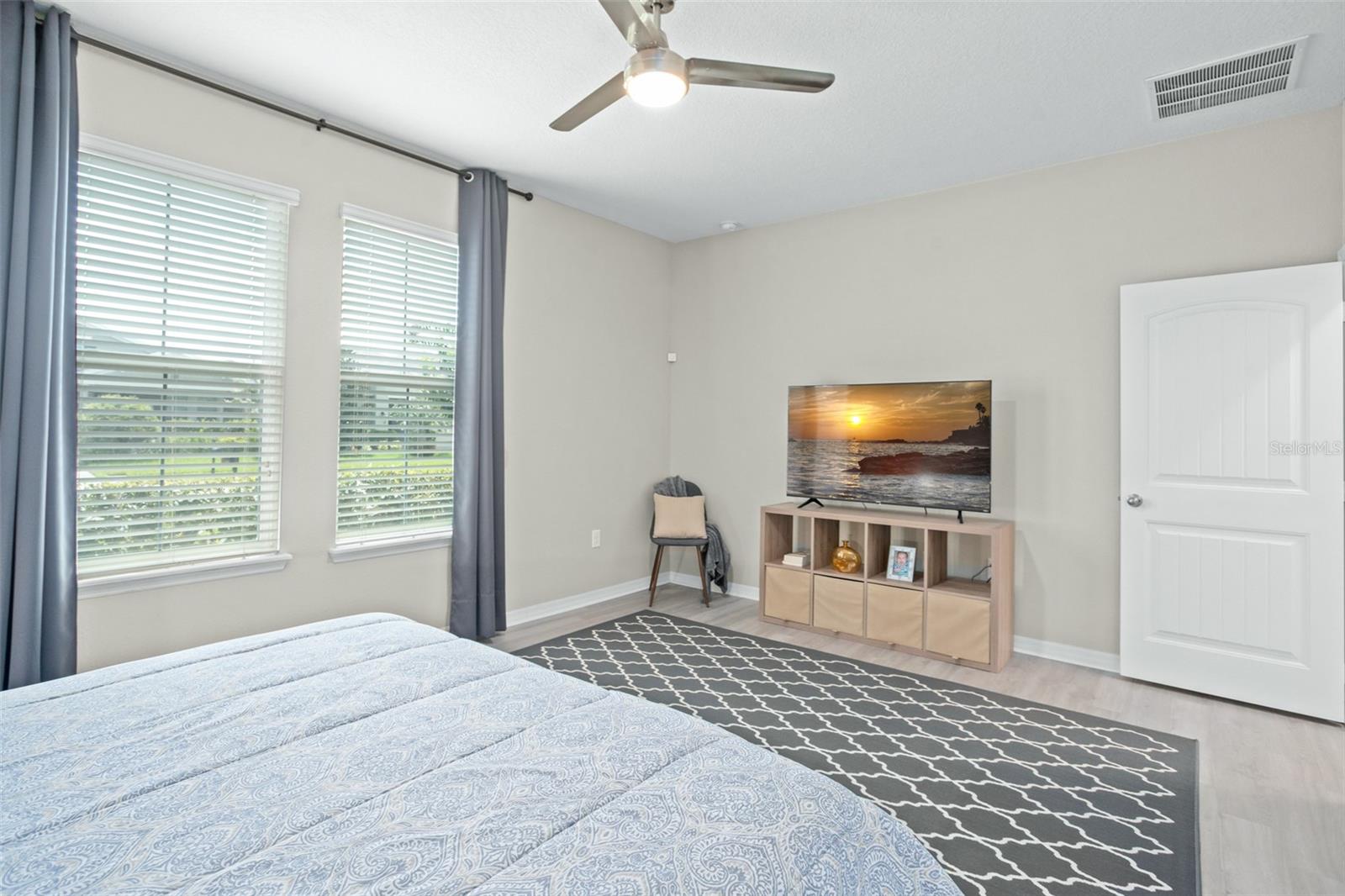 Image 11 of 32 For 1540 Softshell Street