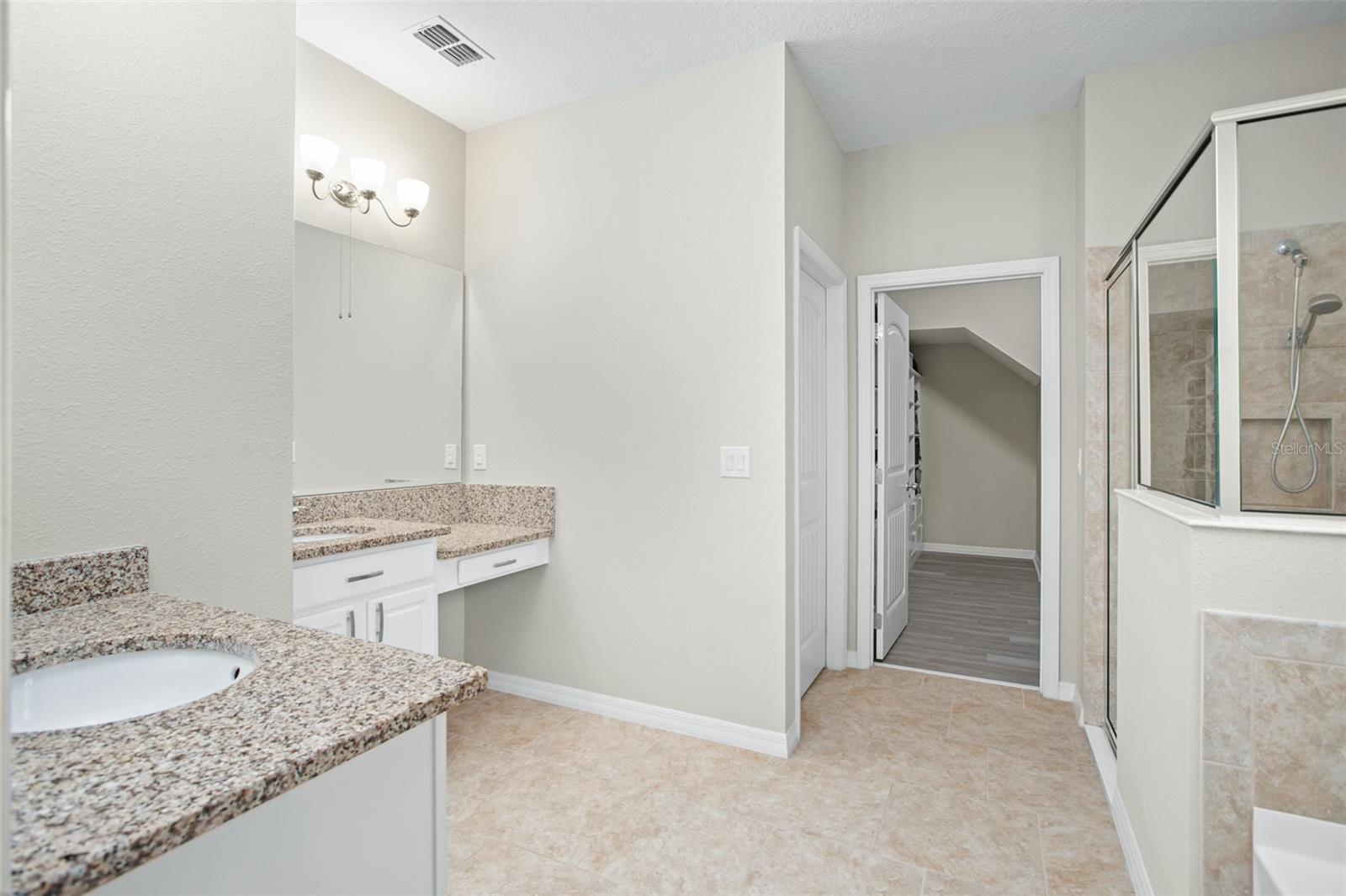 Image 12 of 32 For 1540 Softshell Street