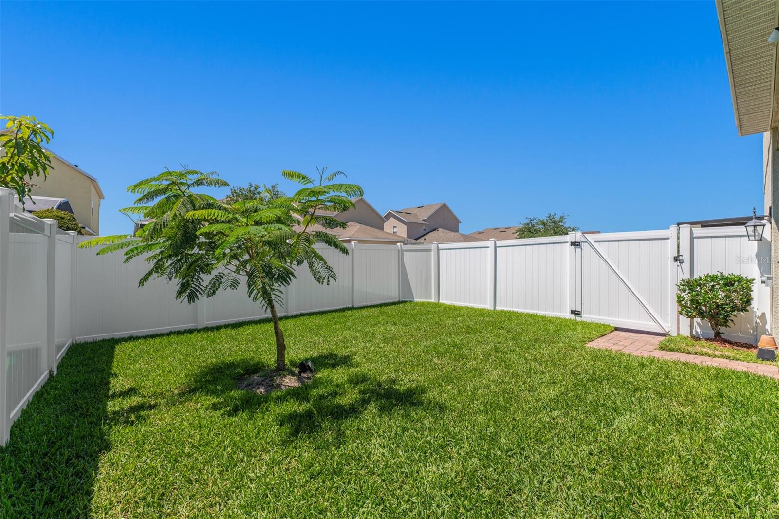 Image 29 of 32 For 1540 Softshell Street