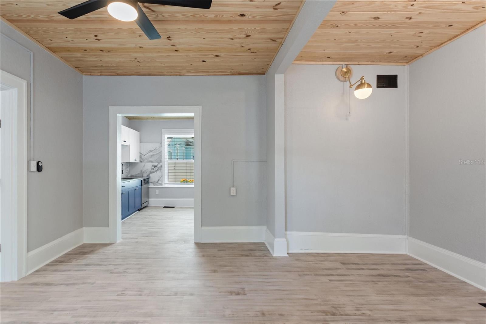 Image 15 of 27 For 7401 1st Avenue N B