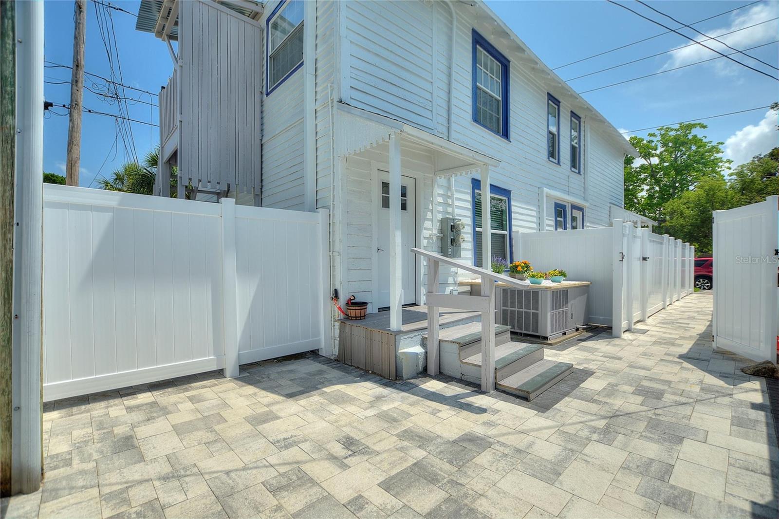 Image 4 of 27 For 7401 1st Avenue N B