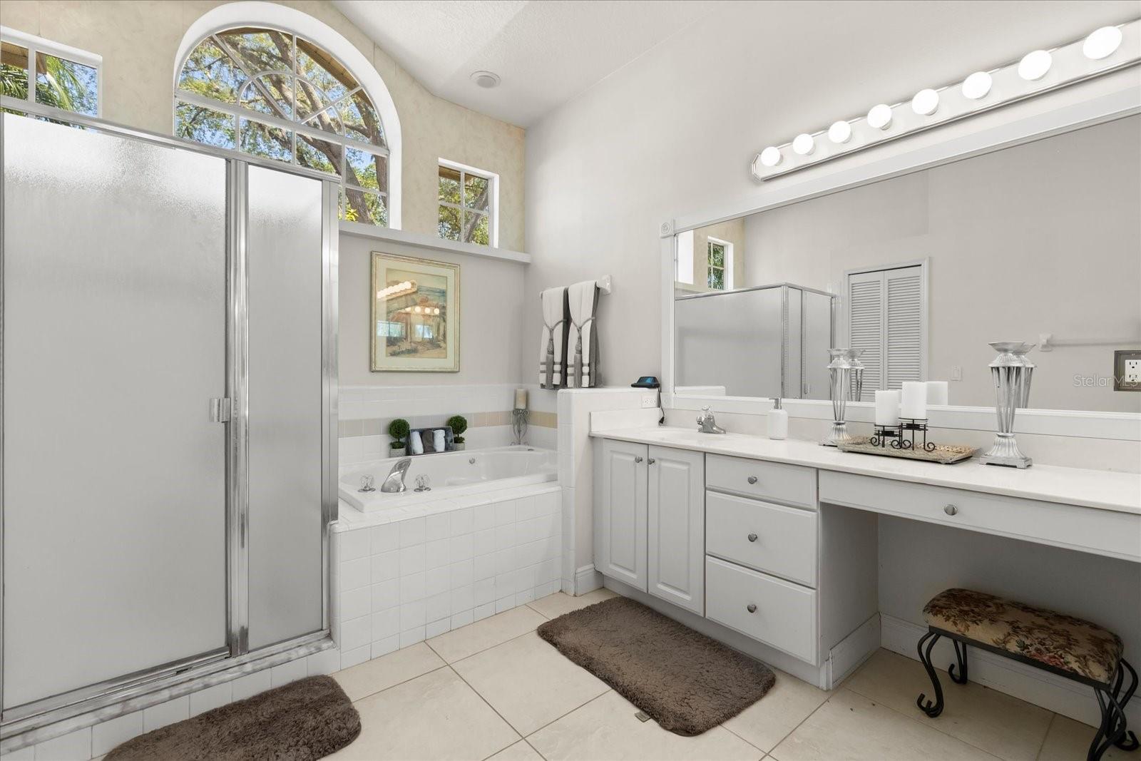 Image 15 of 38 For 14378 Stamford Circle