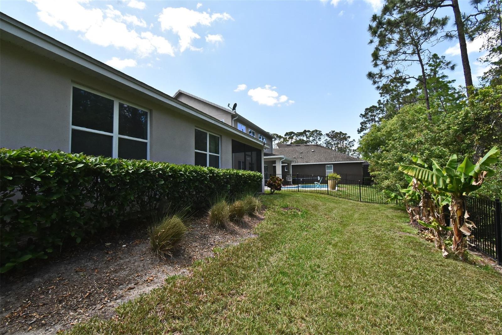 Image 36 of 38 For 8742 Peachtree Park Ct