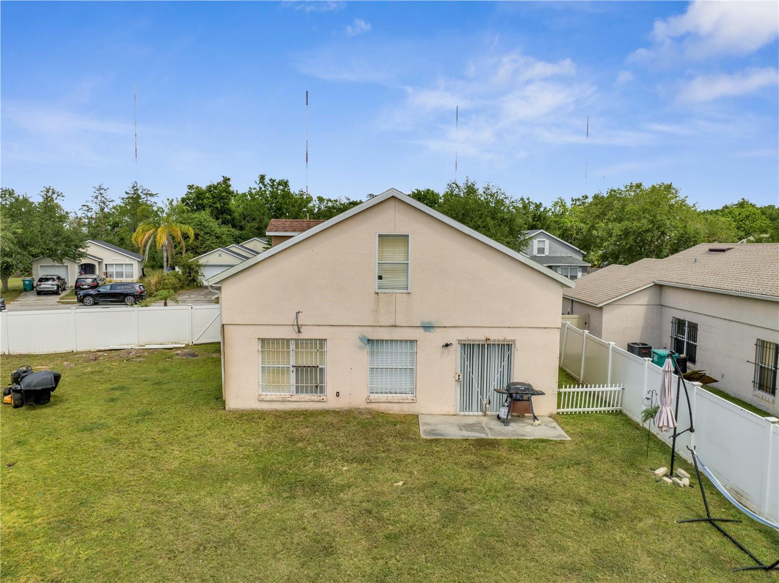 Image 11 of 47 For 5118 Luna Negra Drive
