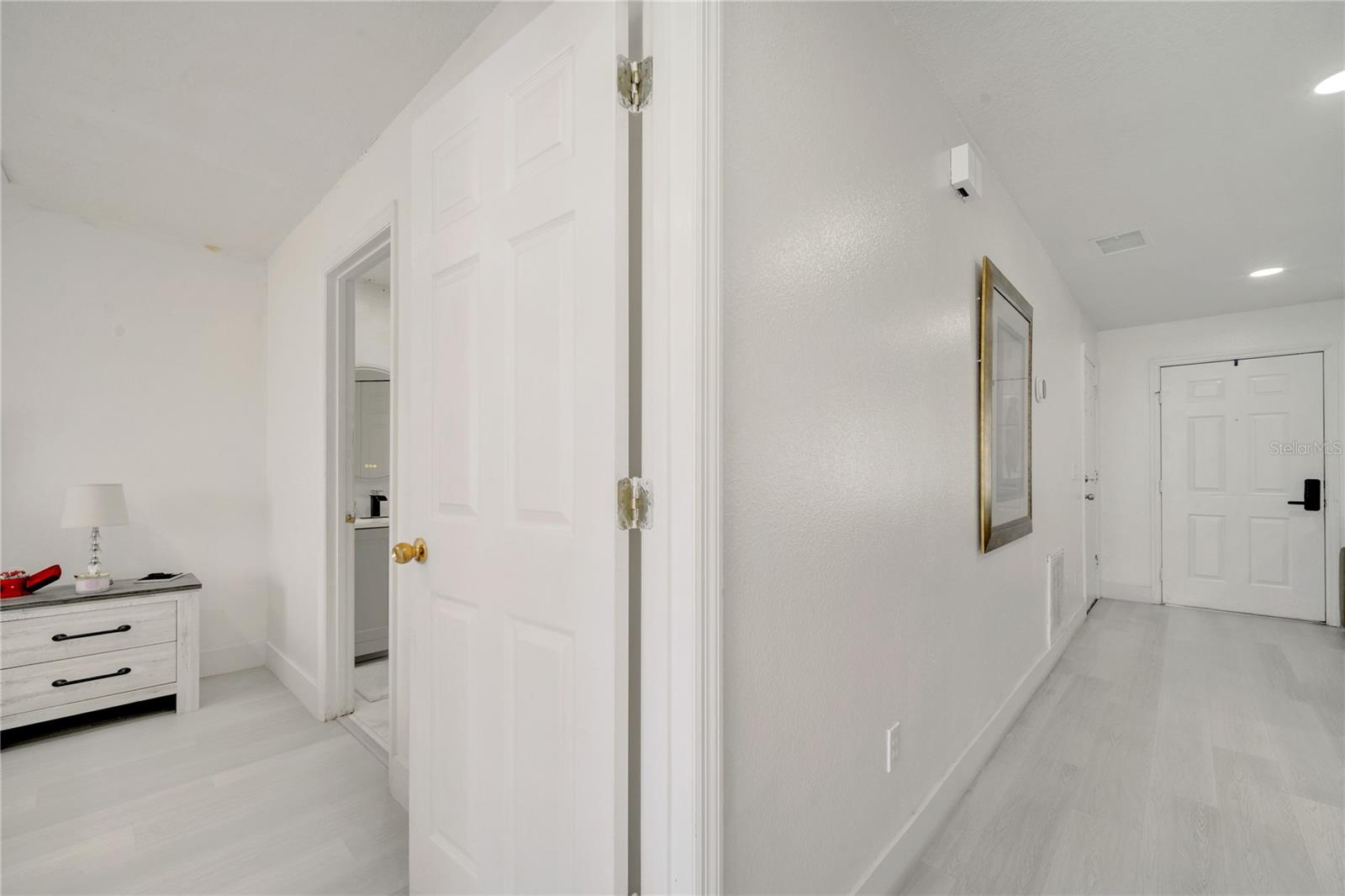 Image 23 of 47 For 5118 Luna Negra Drive