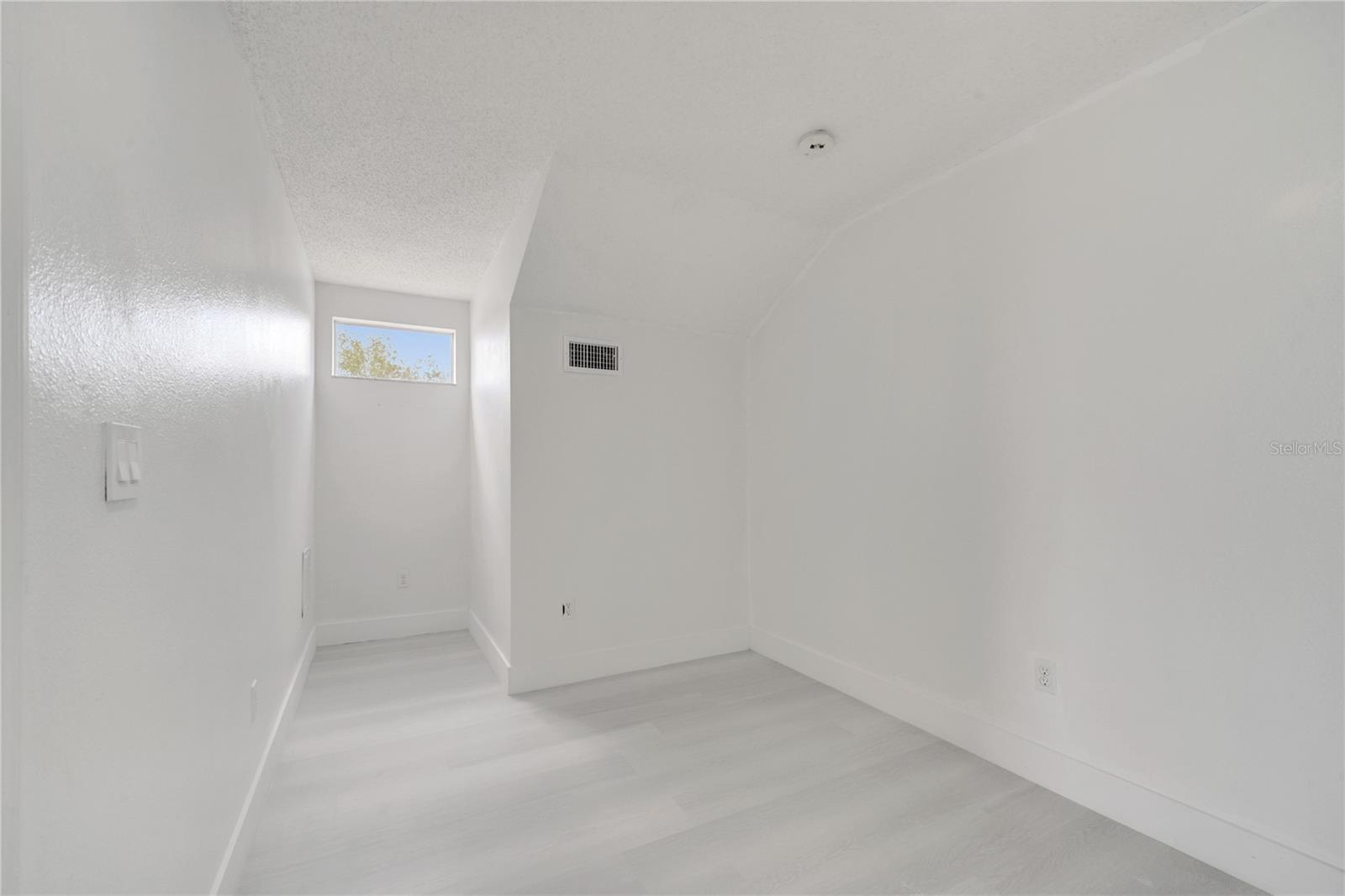 Image 42 of 47 For 5118 Luna Negra Drive