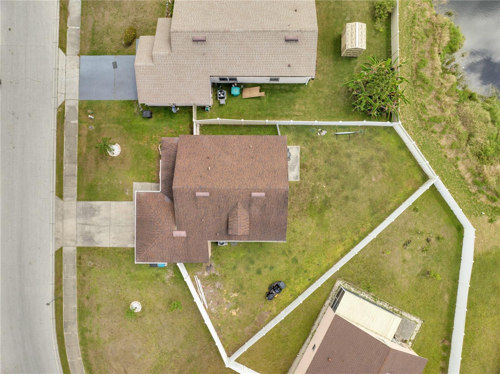 Image 6 of 47 For 5118 Luna Negra Drive