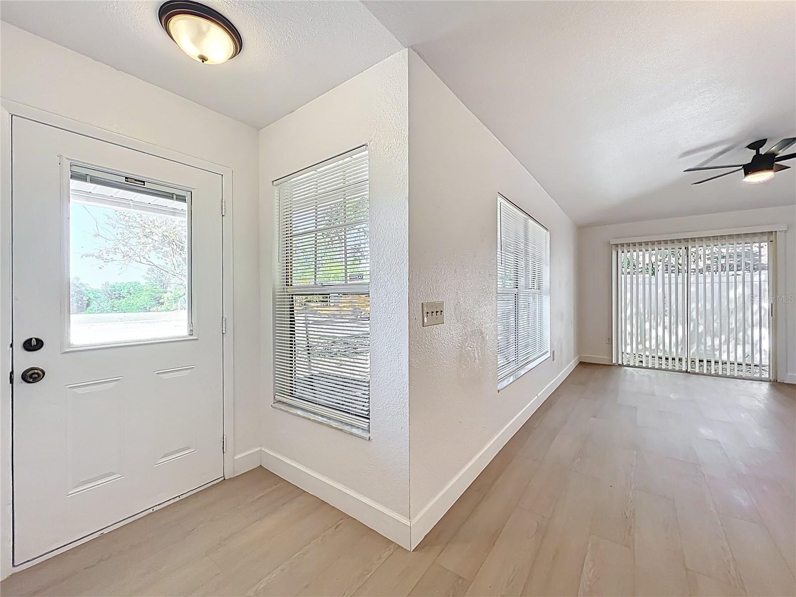 Image 6 of 30 For 6508 Coral Cove Drive