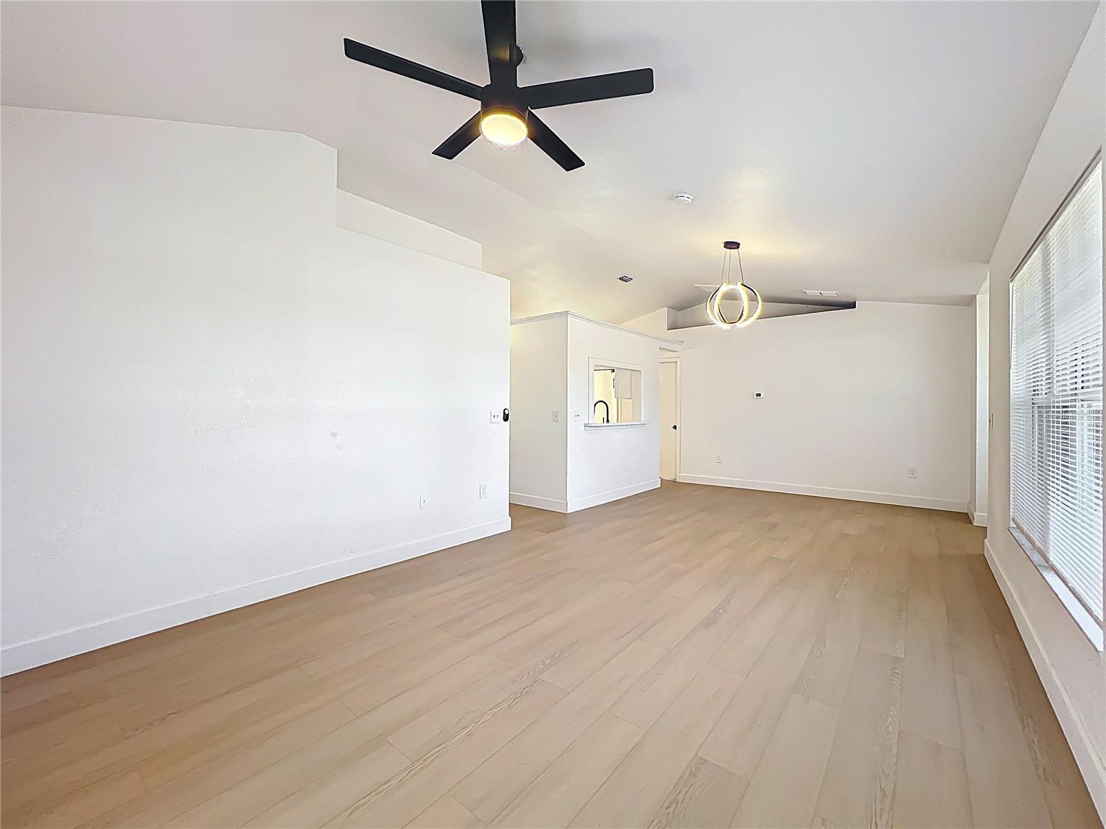Image 7 of 30 For 6508 Coral Cove Drive