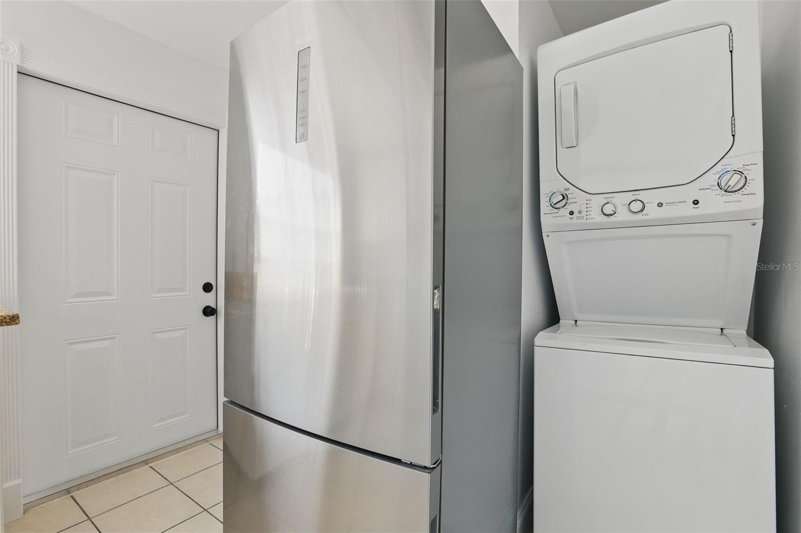 Image 7 of 15 For 315 Harwood Street Unit 2