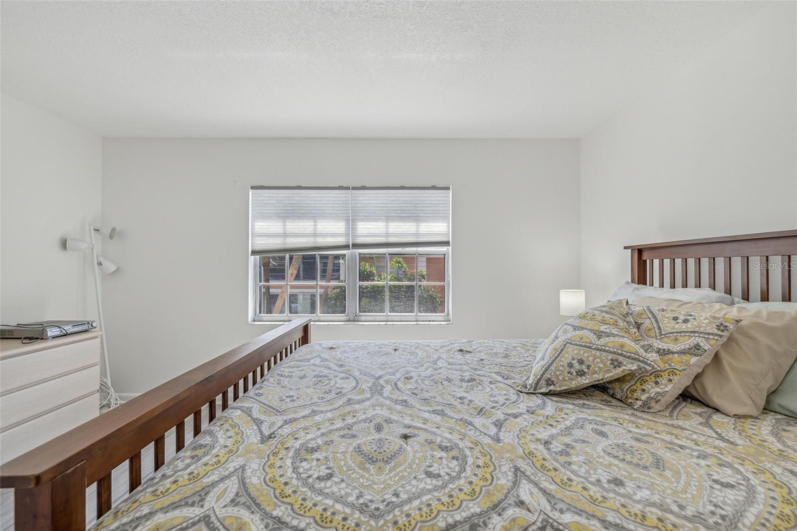 Image 22 of 34 For 6800 20th Avenue N 304