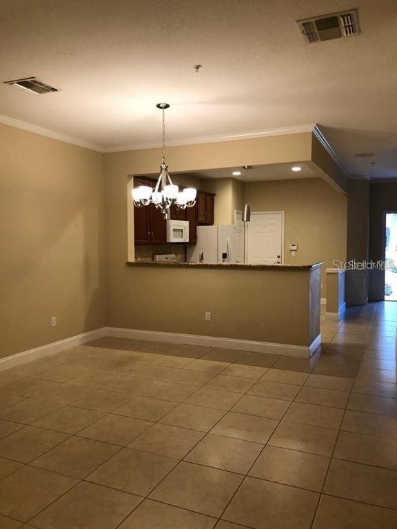 Image 5 of 13 For 2850 Polvadero Lane 105