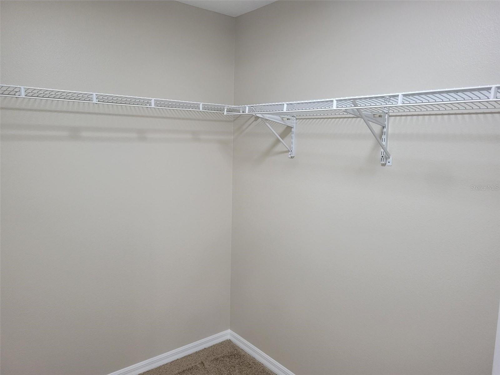 Image 10 of 21 For 266 Paradise Woods Court