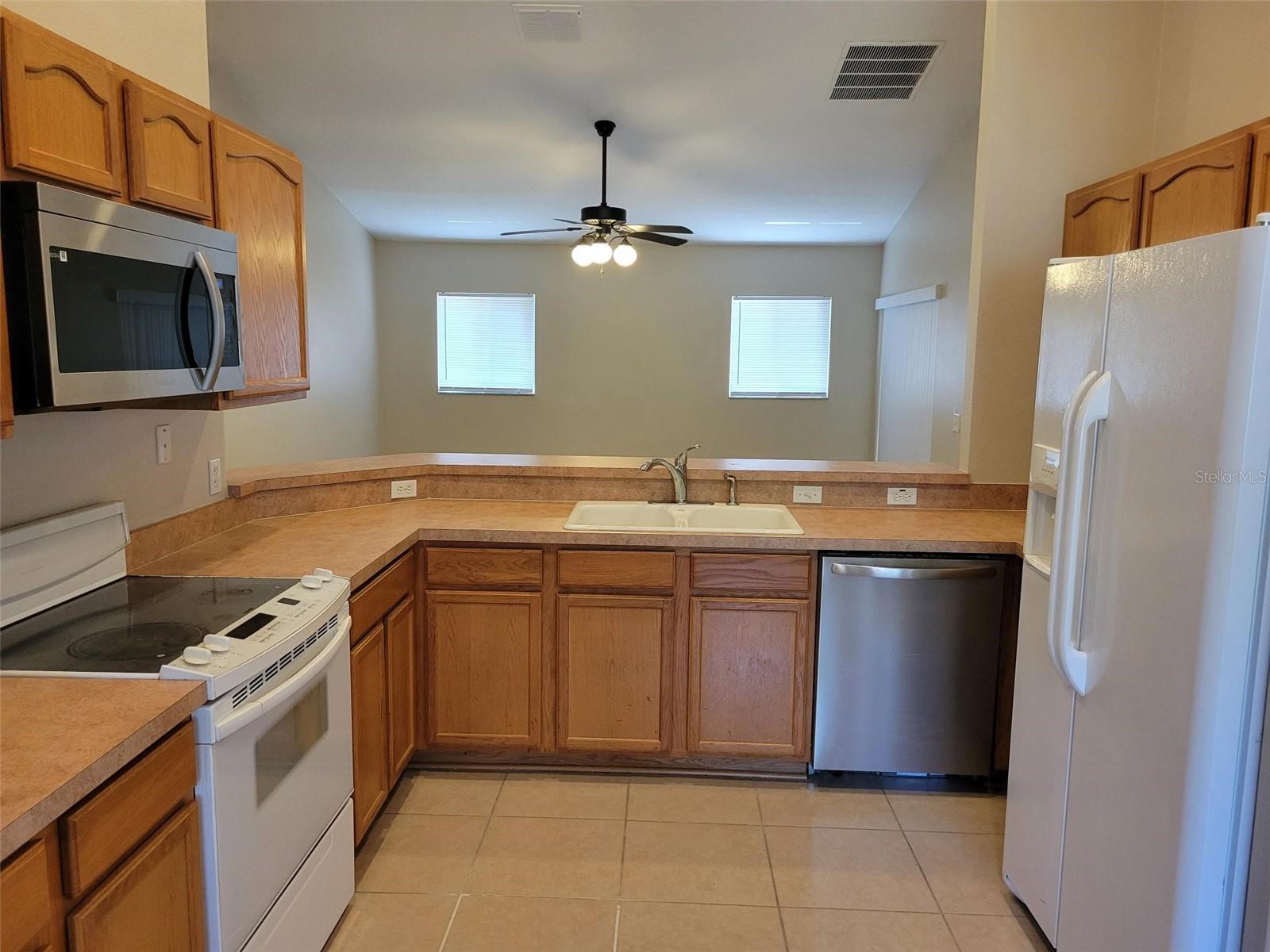 Image 5 of 21 For 266 Paradise Woods Court