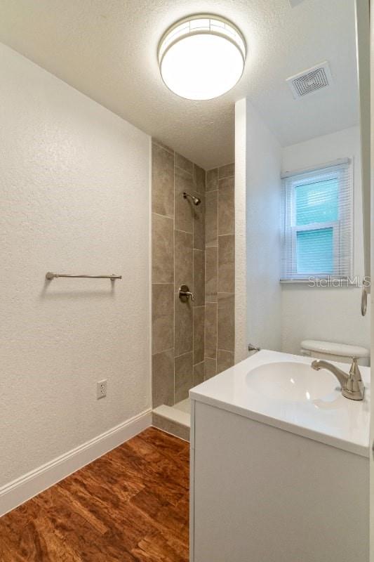 Image 13 of 29 For 111 Caroline Street