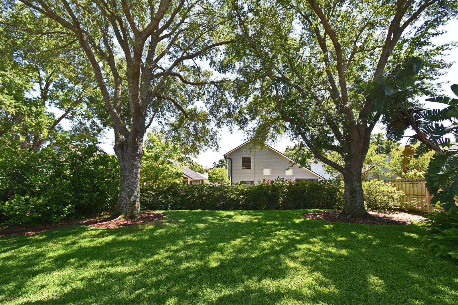 Image 28 of 63 For 9573 Southern Garden Circle
