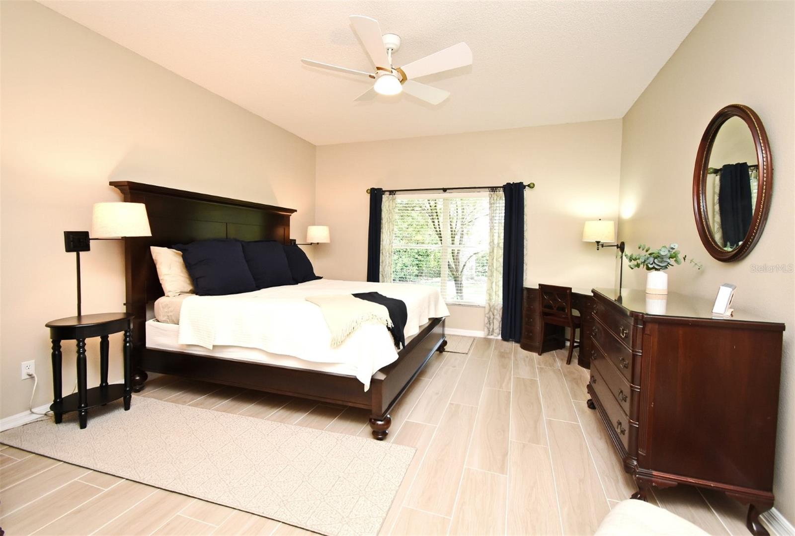 Image 32 of 63 For 9573 Southern Garden Circle