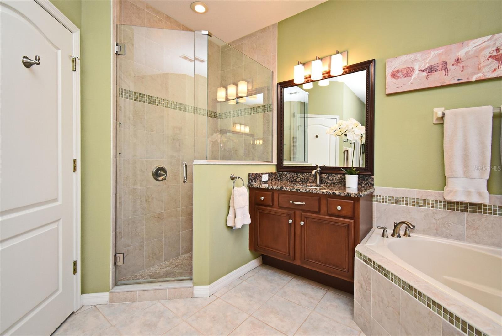 Image 36 of 63 For 9573 Southern Garden Circle
