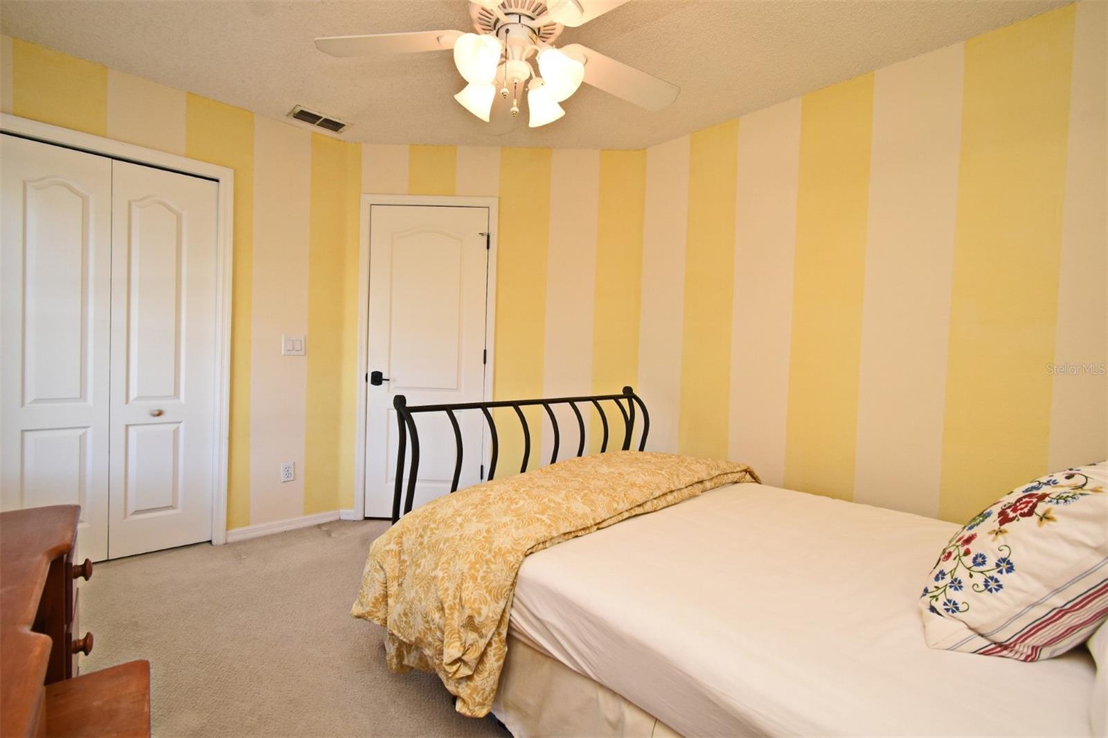 Image 42 of 63 For 9573 Southern Garden Circle