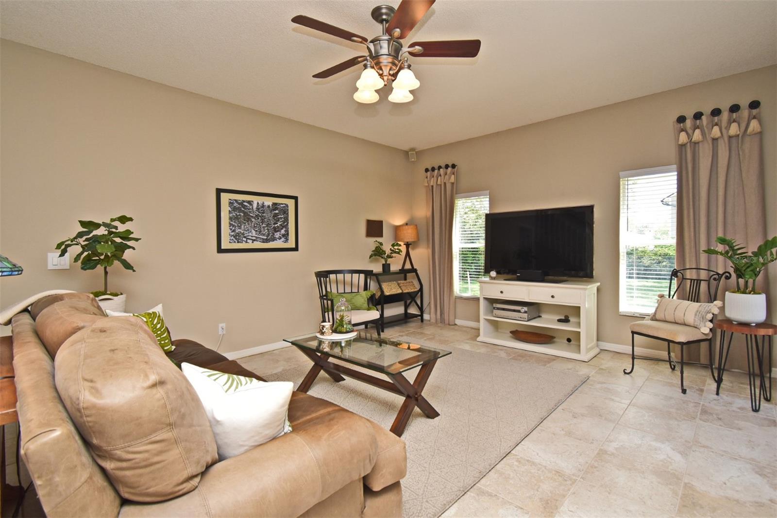Image 7 of 63 For 9573 Southern Garden Circle
