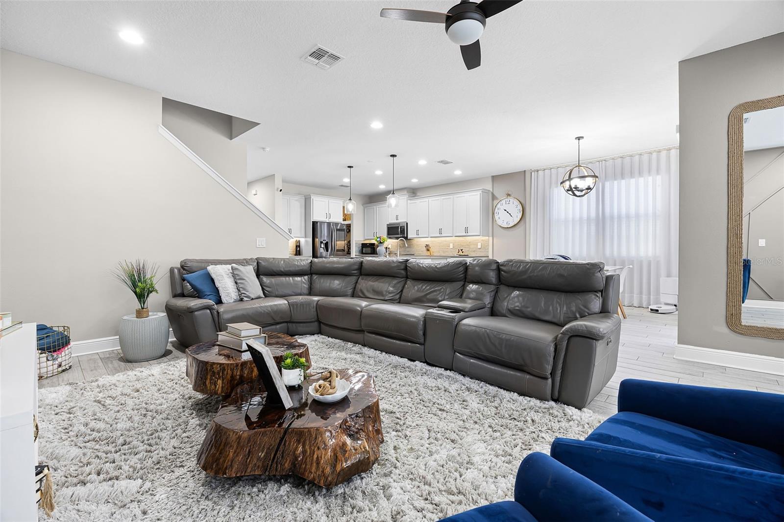 Image 18 of 56 For 13320 Magnolia Valley Drive