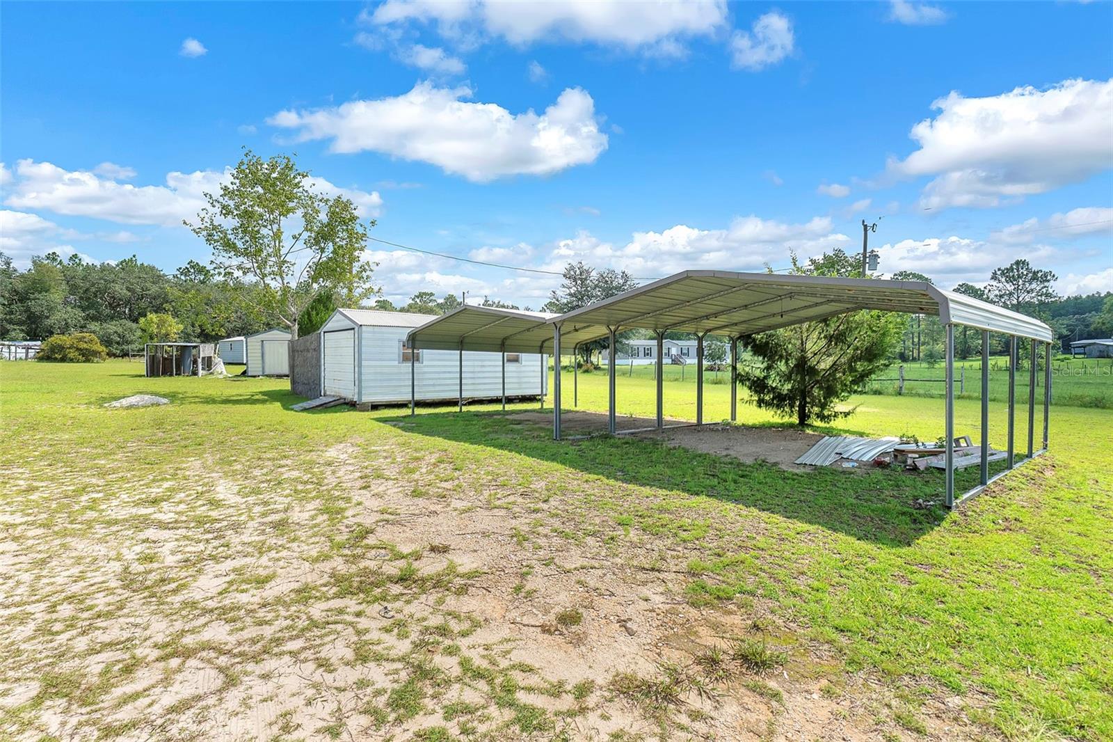 Image 15 of 41 For 11691 74th Lane