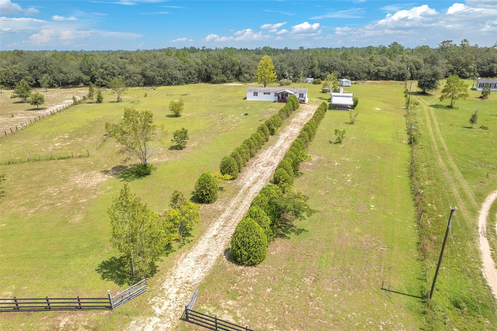 Image 29 of 41 For 11691 74th Lane