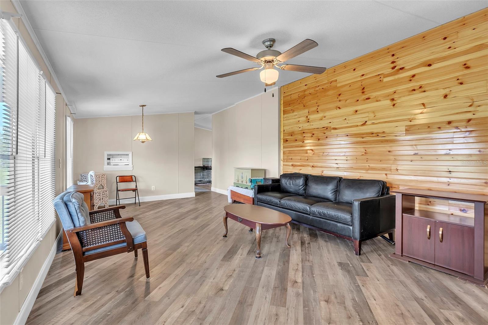 Image 6 of 41 For 11691 74th Lane
