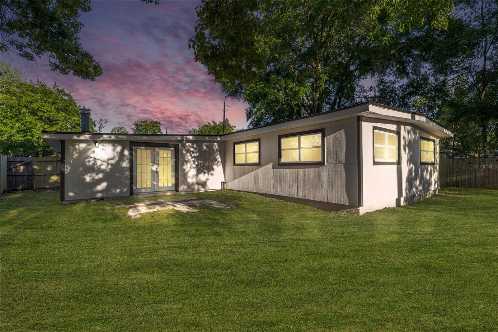 Image 26 of 31 For 2716 Herrick Drive
