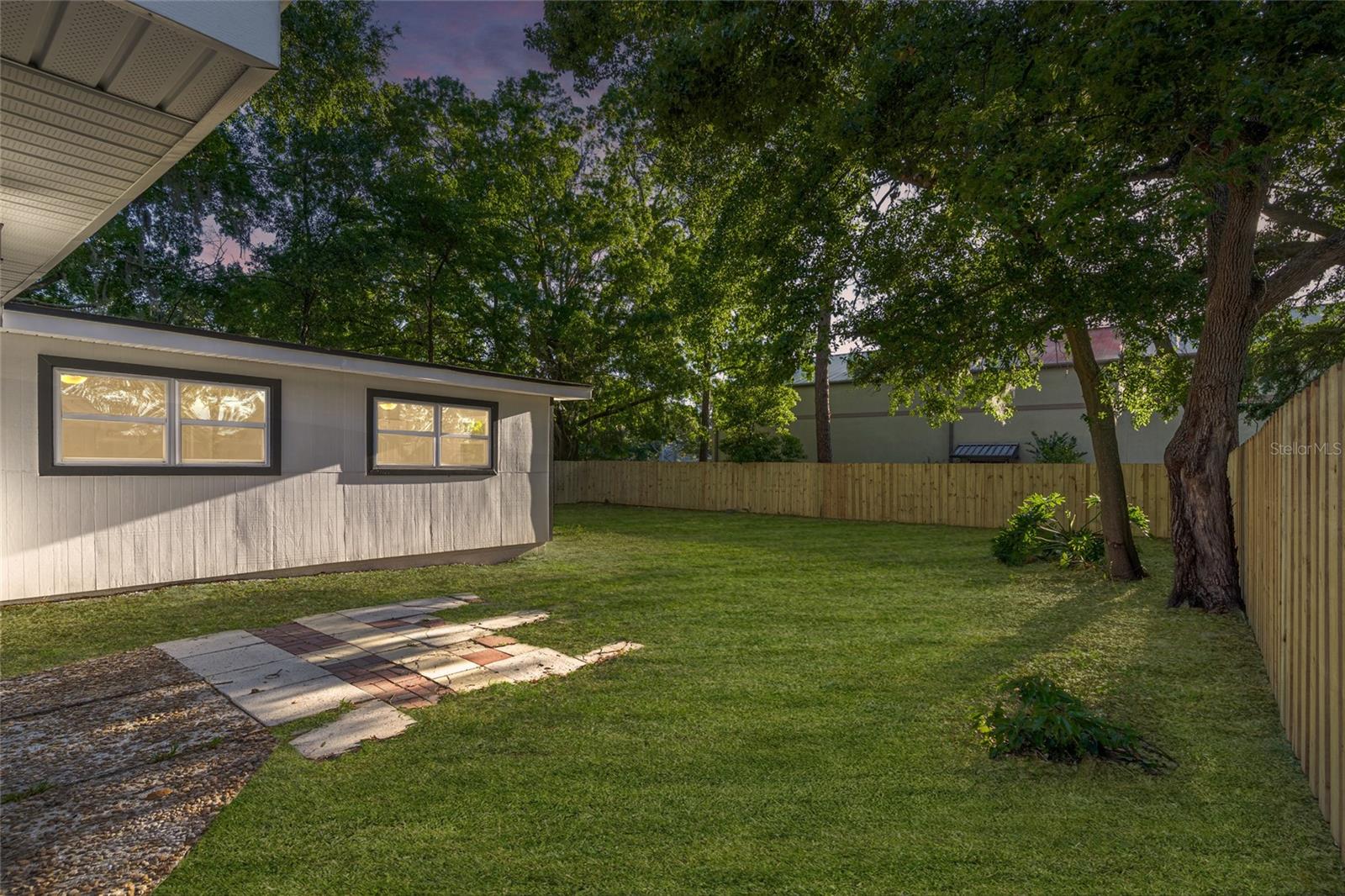 Image 28 of 31 For 2716 Herrick Drive