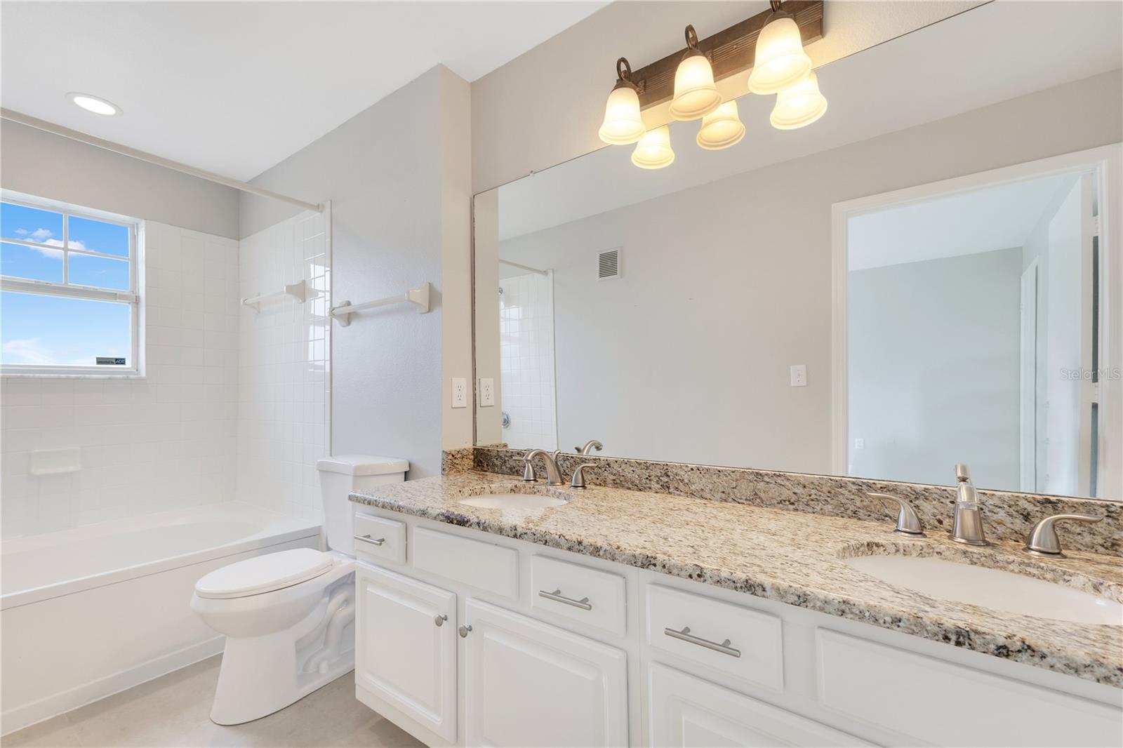 Image 14 of 38 For 420 Summit Ridge Place 112