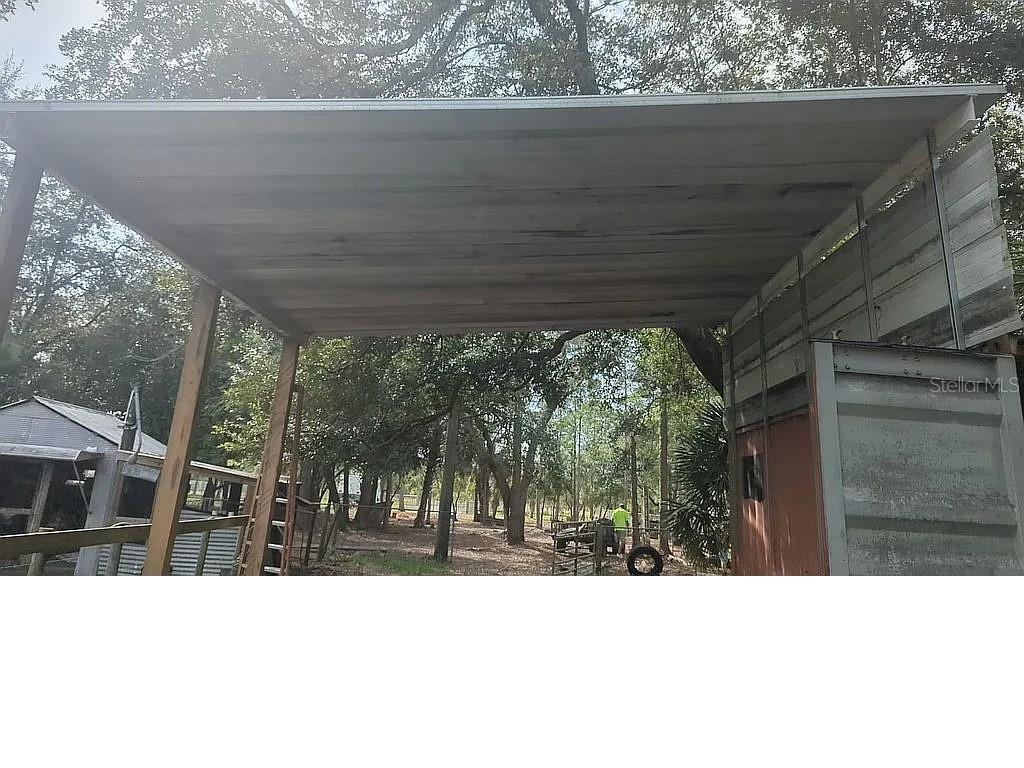 Image 22 of 49 For 740 Palomino Street