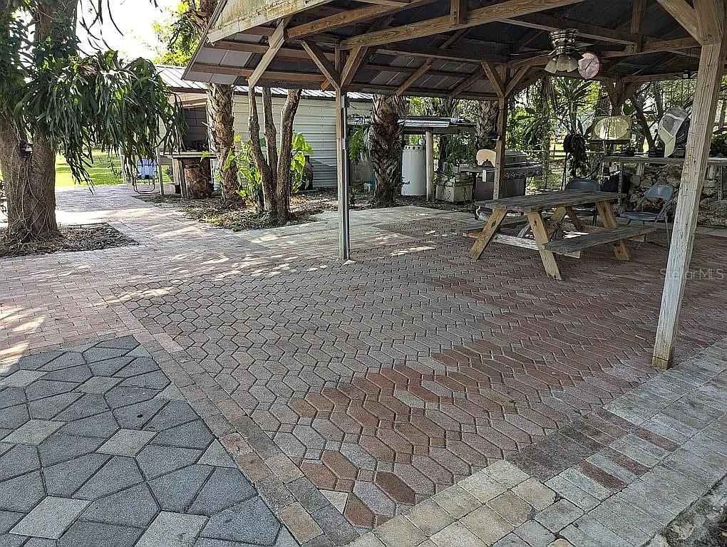 Image 30 of 49 For 740 Palomino Street