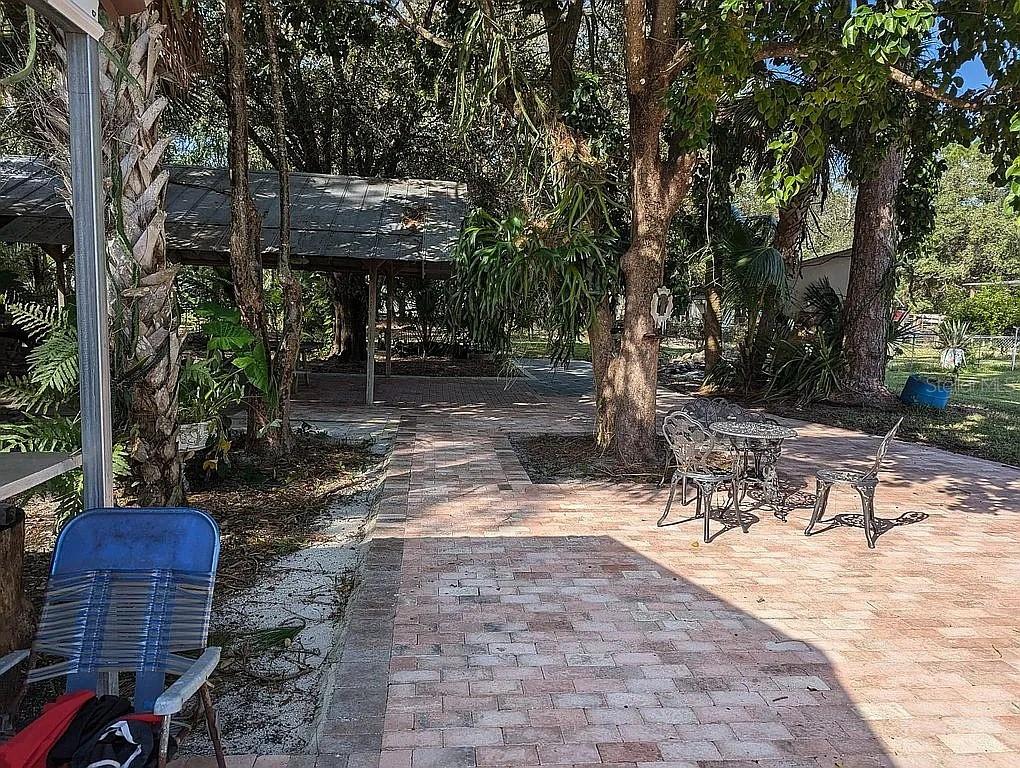 Image 31 of 49 For 740 Palomino Street