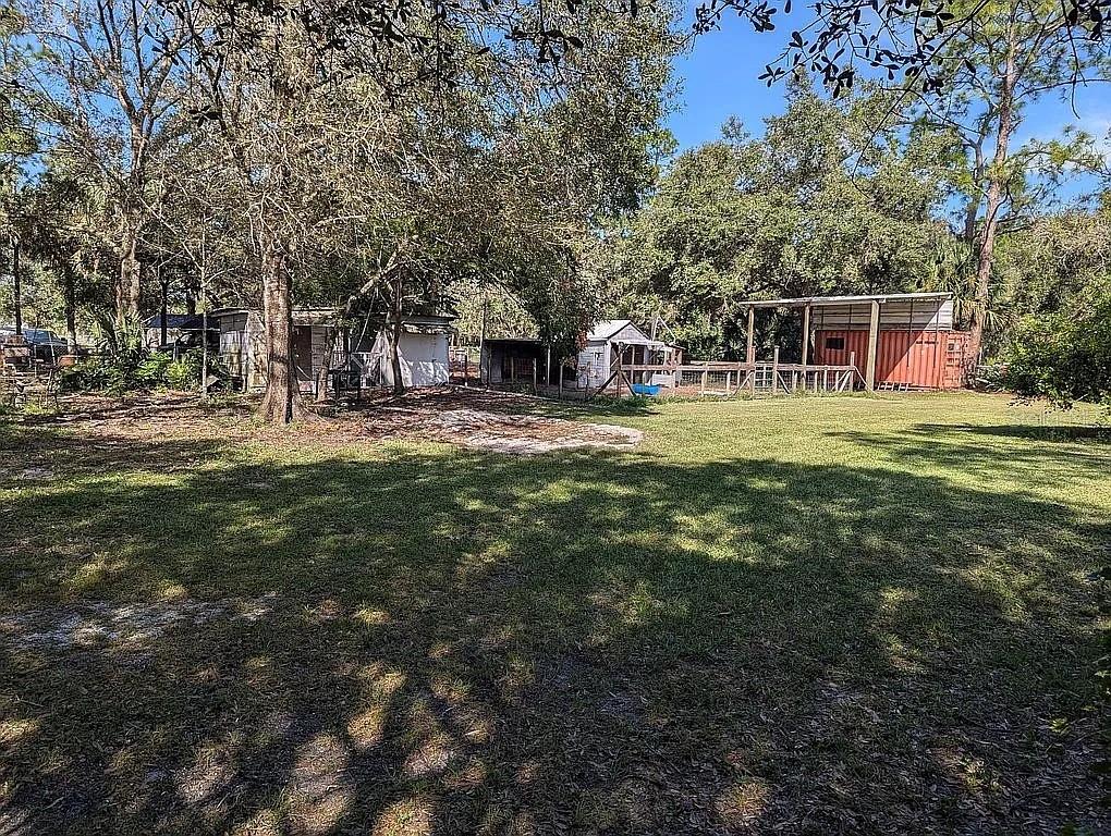 Image 41 of 49 For 740 Palomino Street