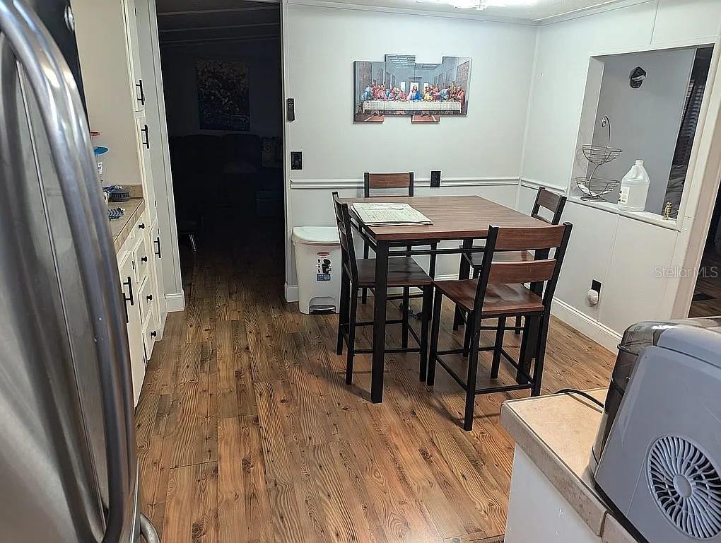 Image 6 of 49 For 740 Palomino Street