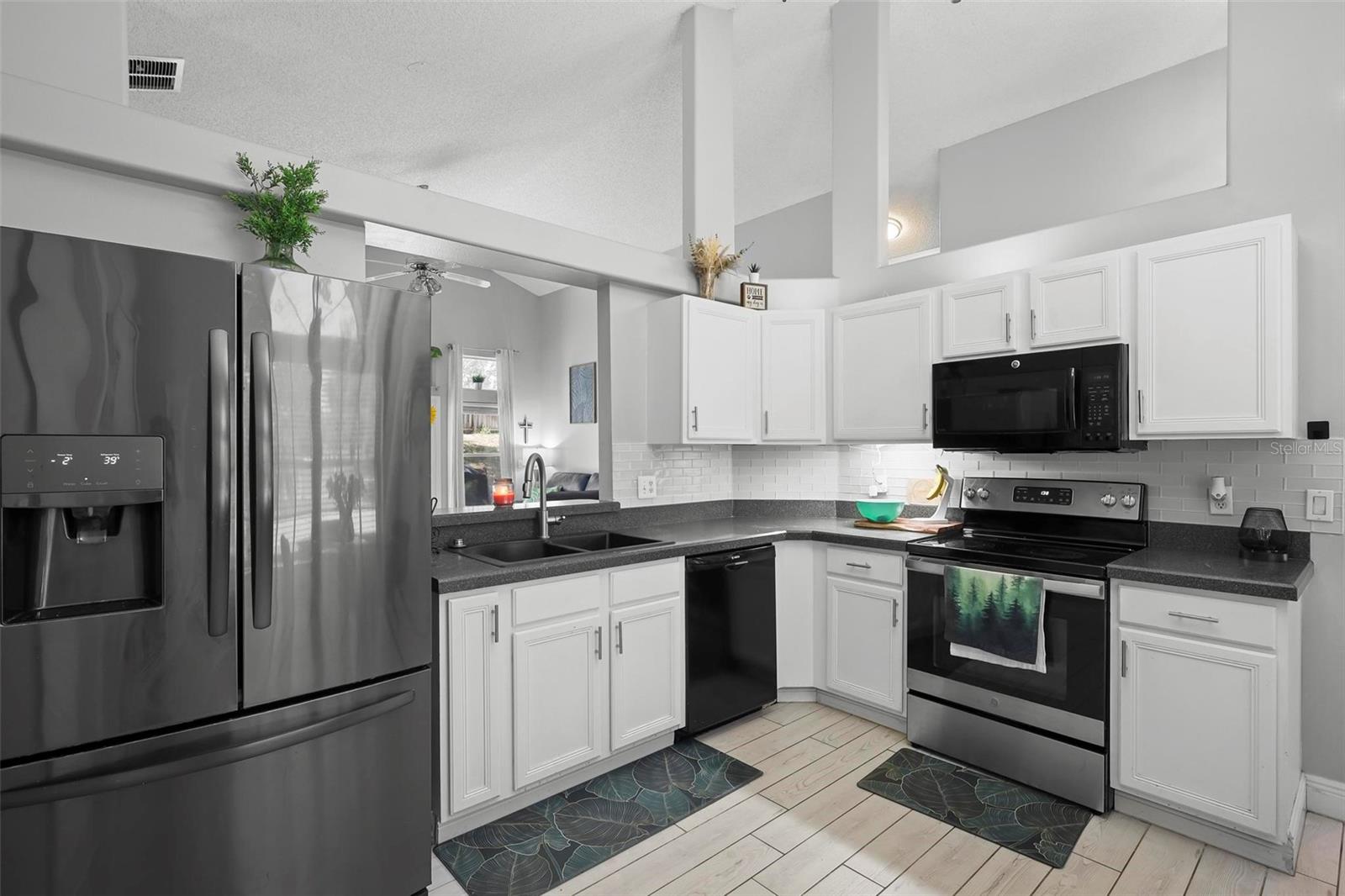 Image 12 of 41 For 1848 Jimson Avenue