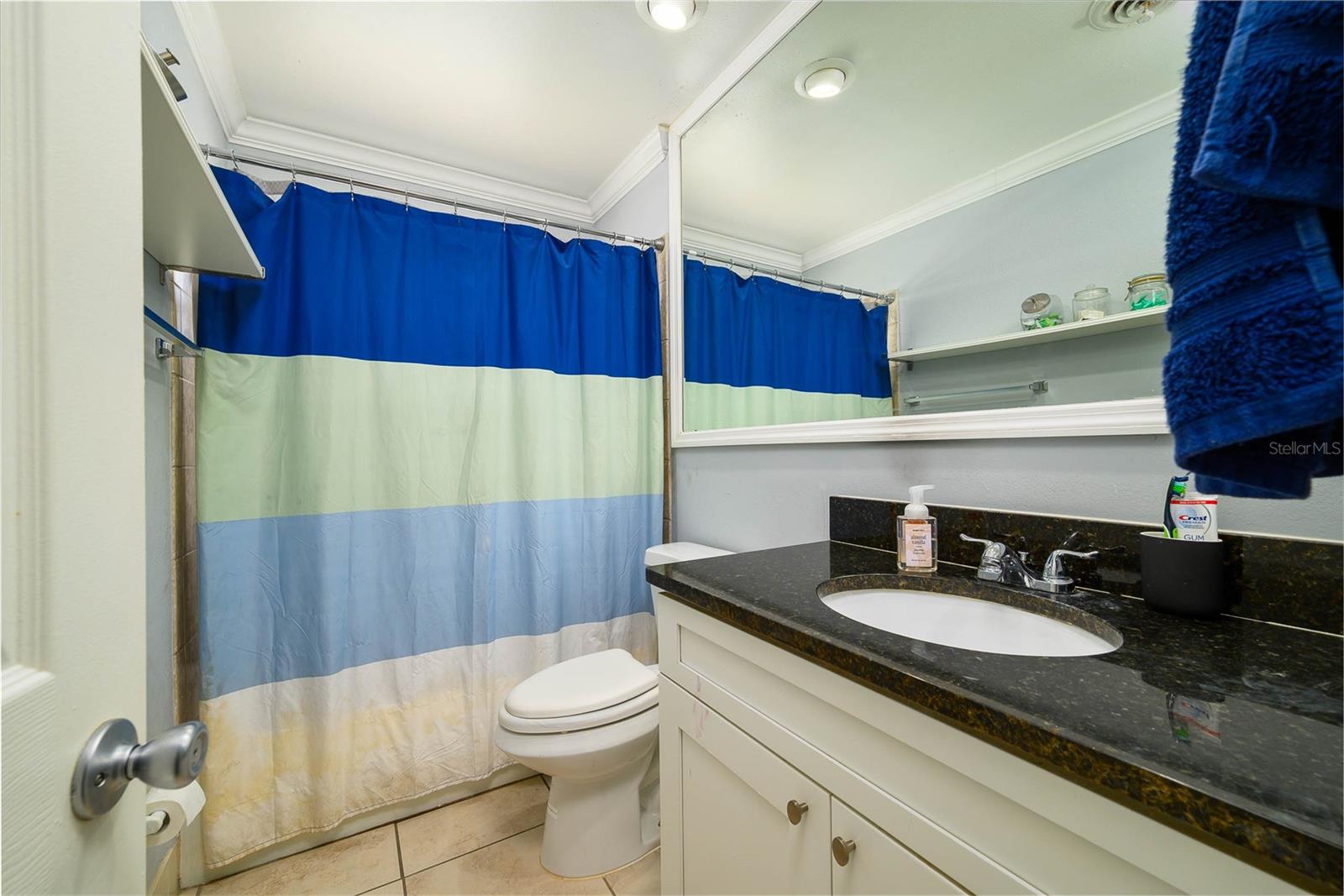 Image 14 of 28 For 941 Barbados Avenue