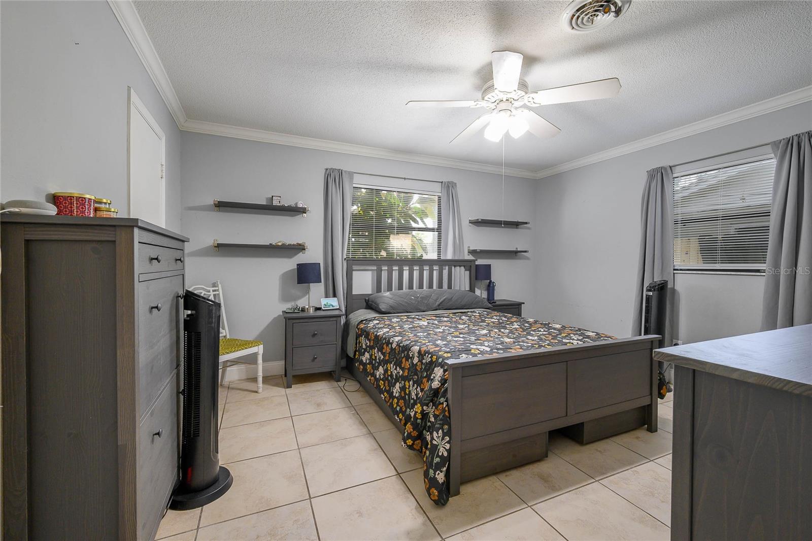 Image 18 of 28 For 941 Barbados Avenue