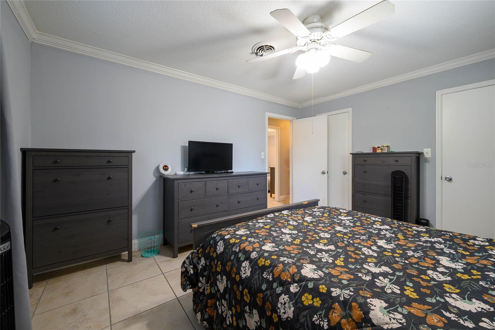 Image 21 of 28 For 941 Barbados Avenue
