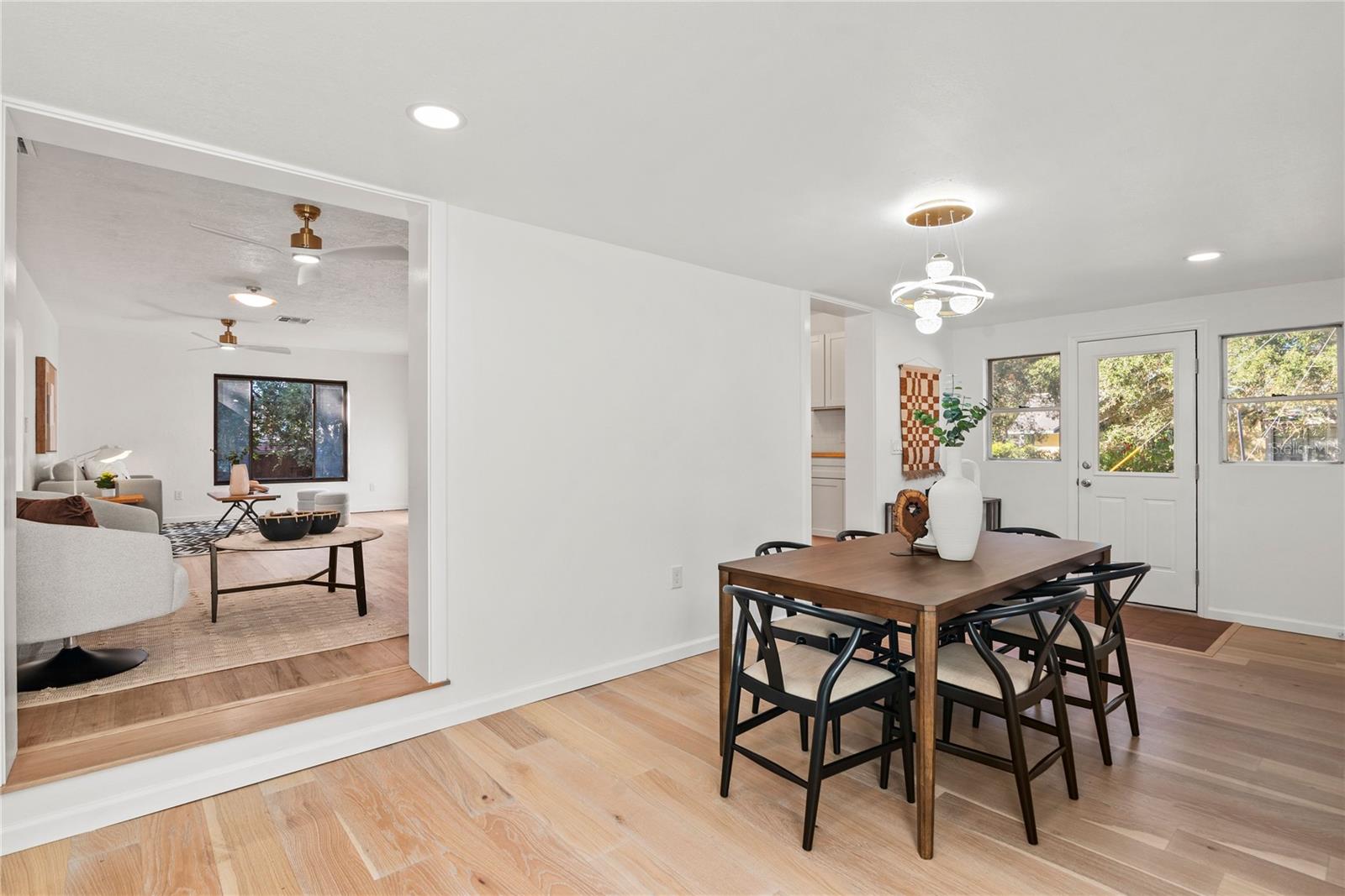 Image 17 of 48 For 400 Raehn Street